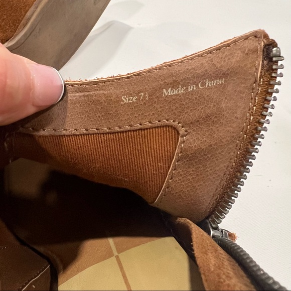 Dolce Vita Suede Mule Slip-On Heeled Booties - Picture 8 of 9